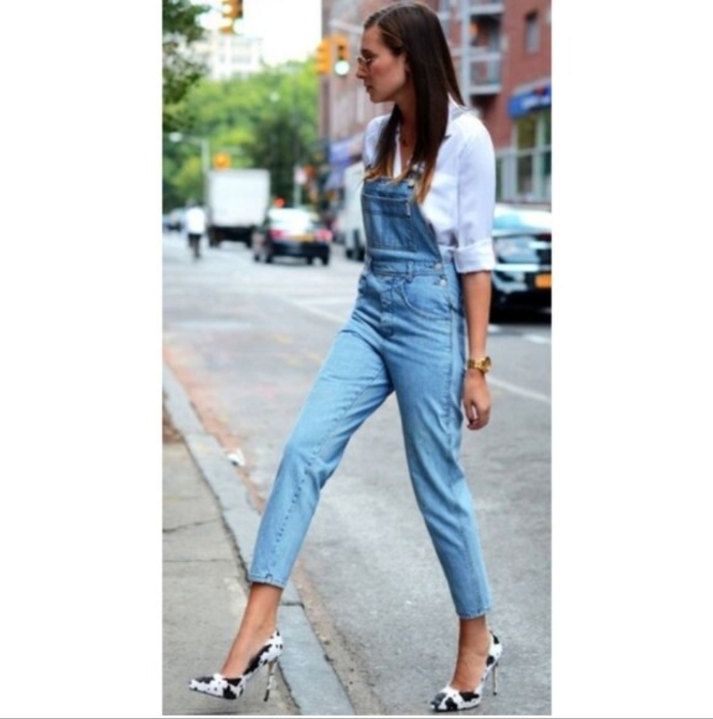 WE WORE WHAT Light Wash Denim Overalls - Small - Picture 3 of 12